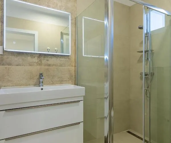 Vischetti 公寓 茨雷斯