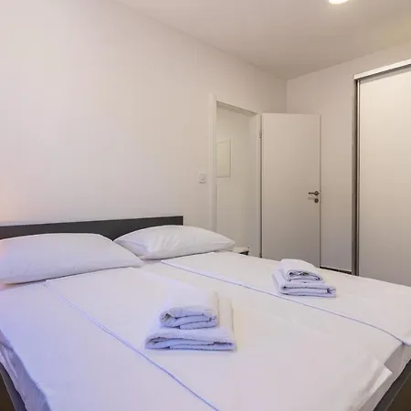 Vischetti Apartman *